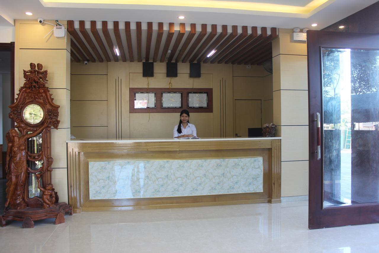 Hong Kong 2 Hotel Vinh Buitenkant foto